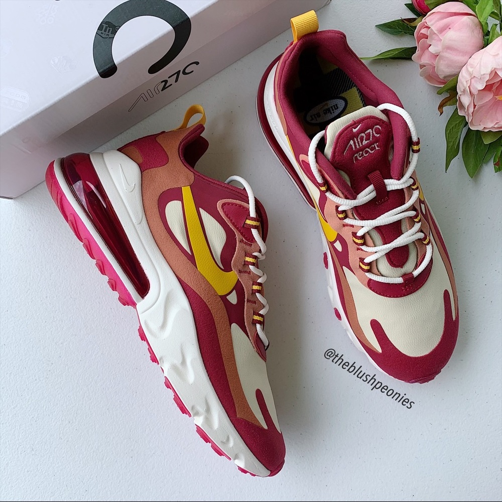 Nike Air Max 270 React NWT - Picture 2 of 12